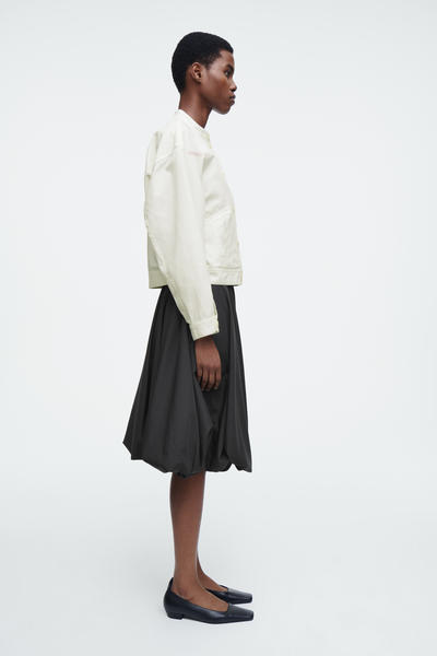 COS オーバーサイズ コットンボンバージャケット