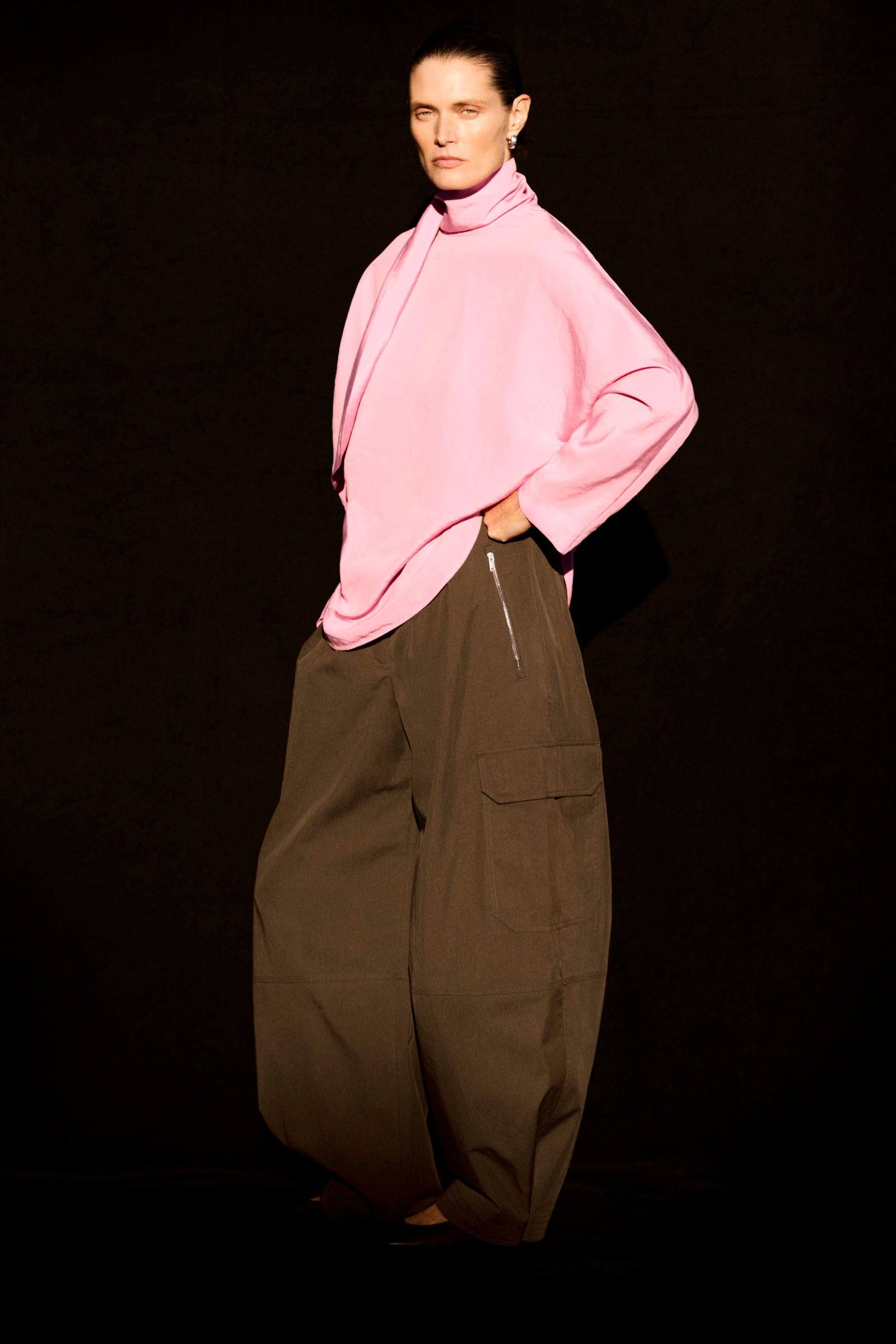 zz-1267312_17-105-1010016-9.