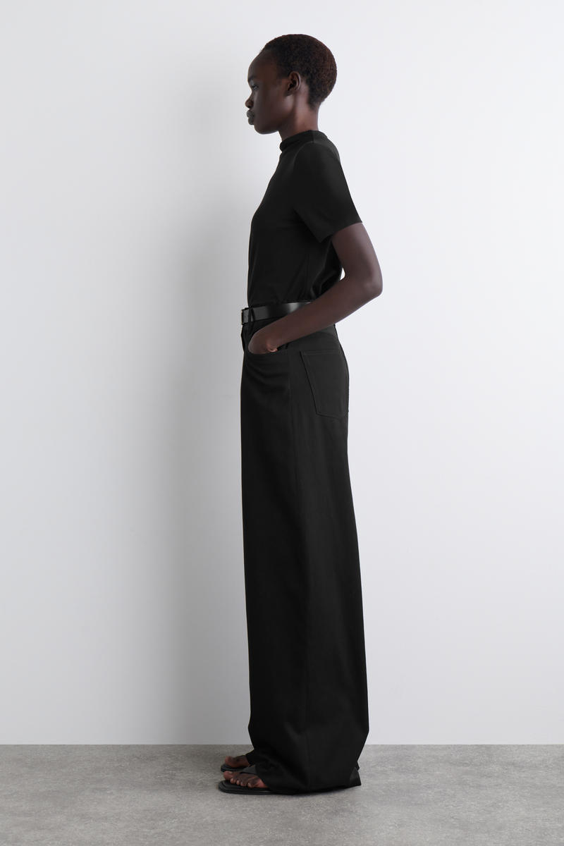 COS ワイドレッグコットンパンツ