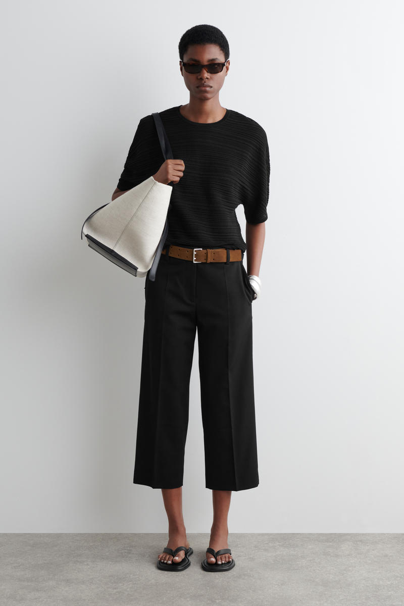 COS ウールブレンドカプリパンツ