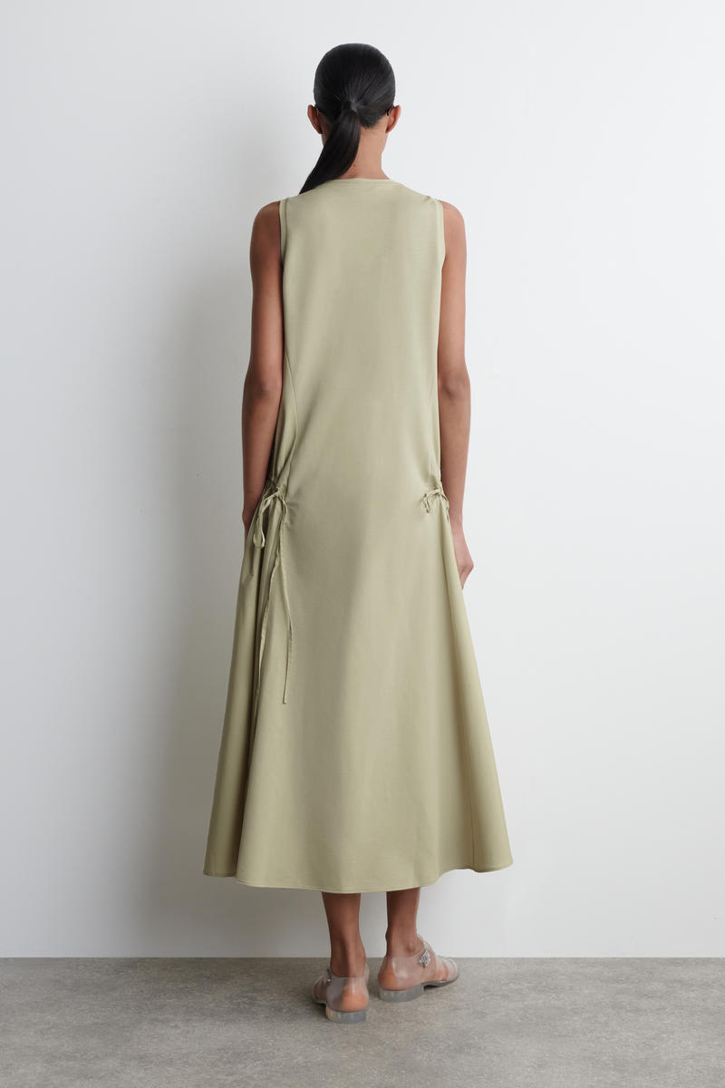 COS パネルギャザーサイドミディワンピース