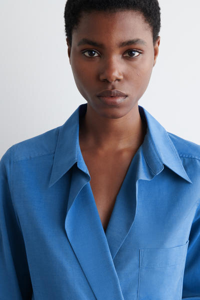 COS ダブルブレストシャツ