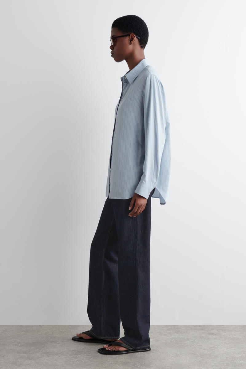 COS オーバーサイズストライプシャツ