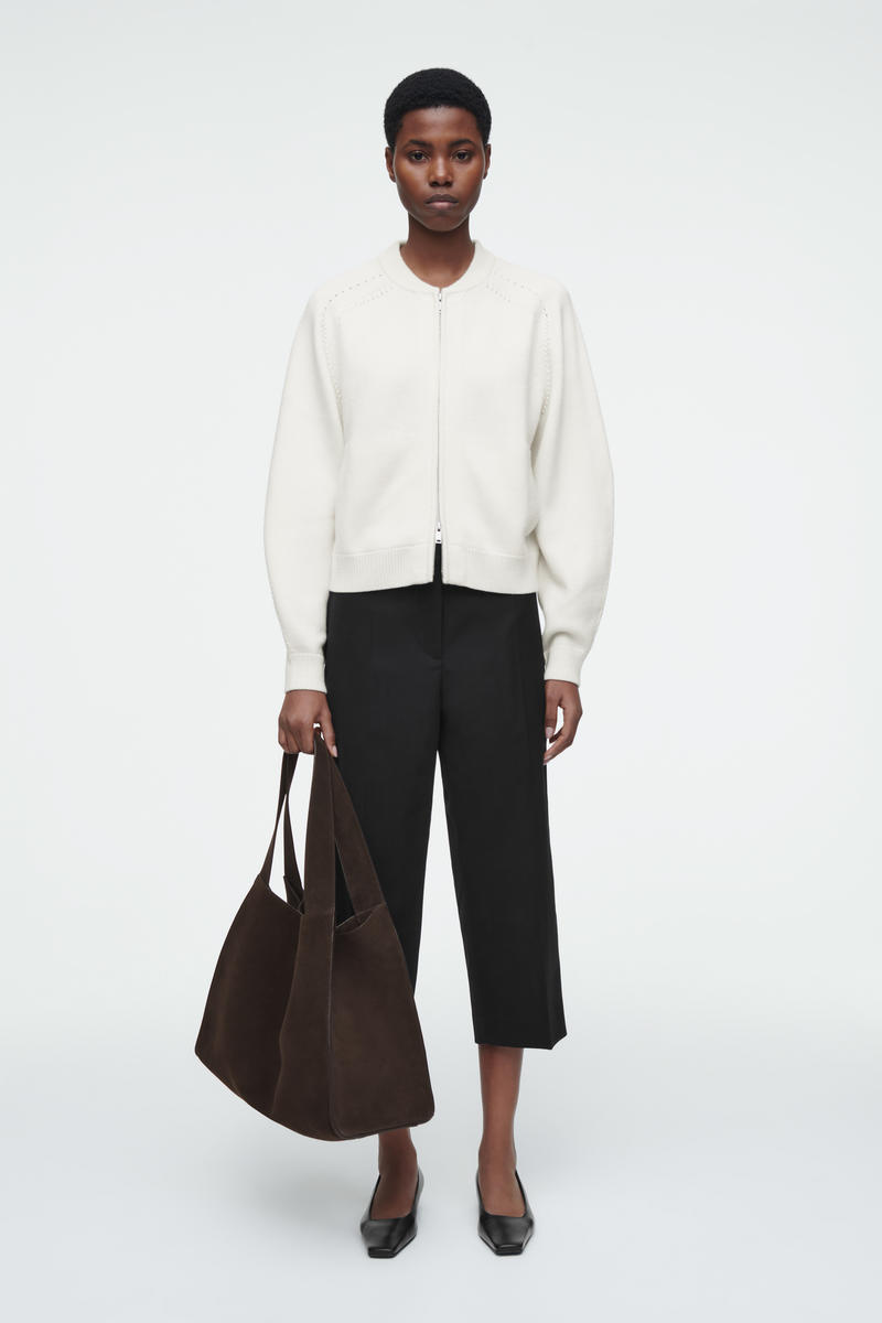 COS ポインテルニットウールジャケット