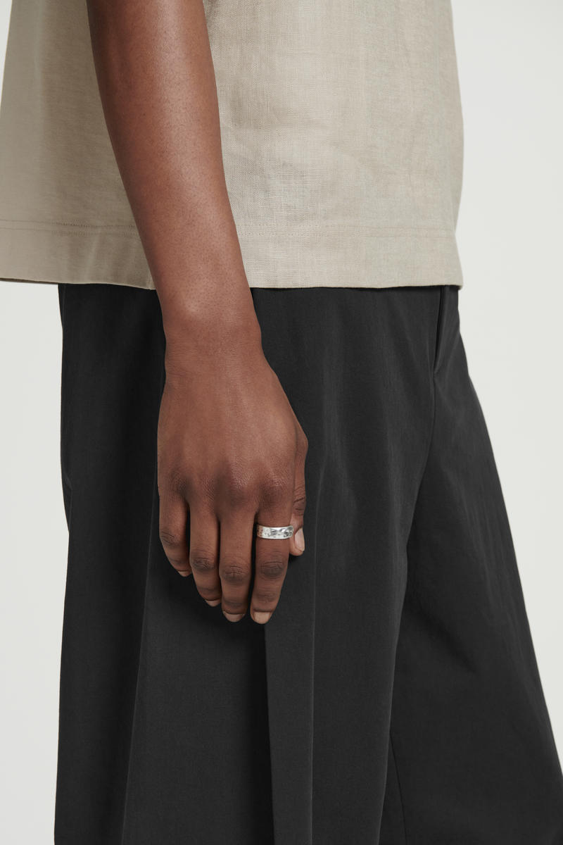 COS ハンマーチャンキーリング