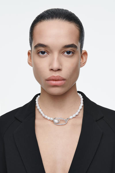 COS コイル淡水パールネックレス