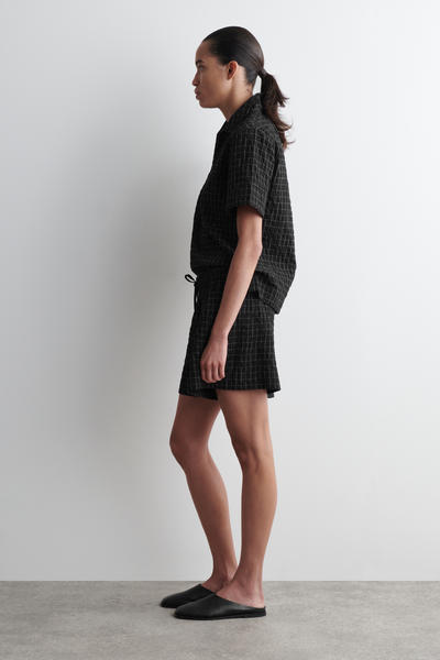 COS チェックコットンショートパンツ