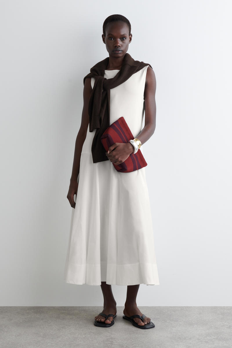 COS ストライプポーチ