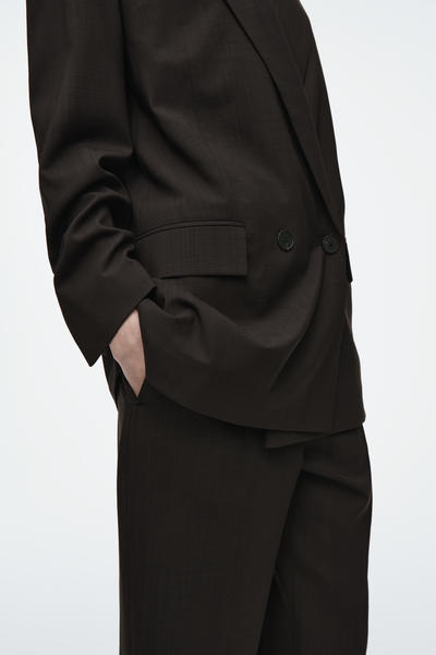 COS フルイドダブルブレストウールブレザー