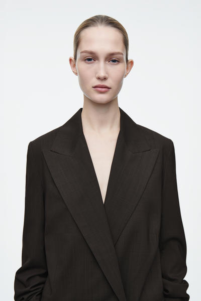 COS フルイドダブルブレストウールブレザー