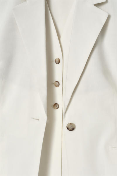 COS リネンブレンドレイヤードブレザー