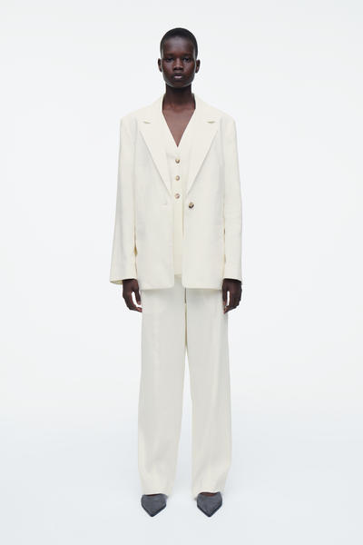 COS リネンブレンドレイヤードブレザー