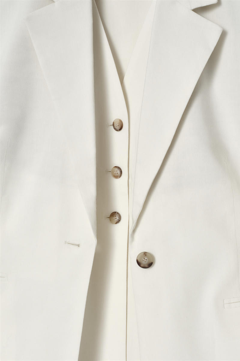 COS リネンブレンドレイヤードブレザー