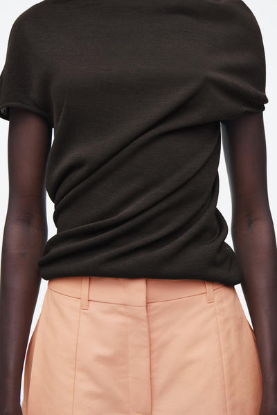 COS テーラードワイドレッグショーツ