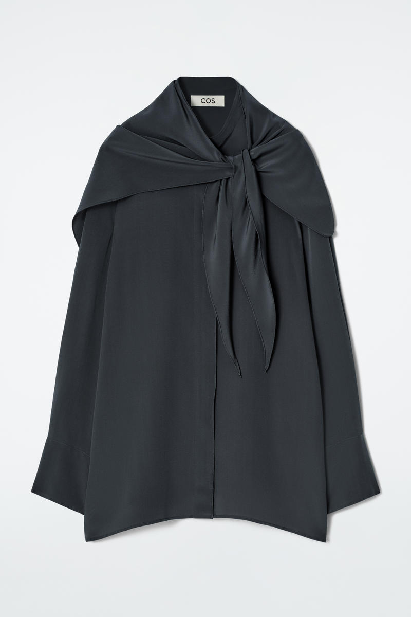COS シルクスカーフ ディテールシャツ