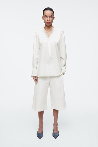 COS ノーカラーハーフプラケットシャツ