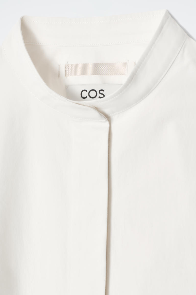 COS ノーカラーハーフプラケットシャツ