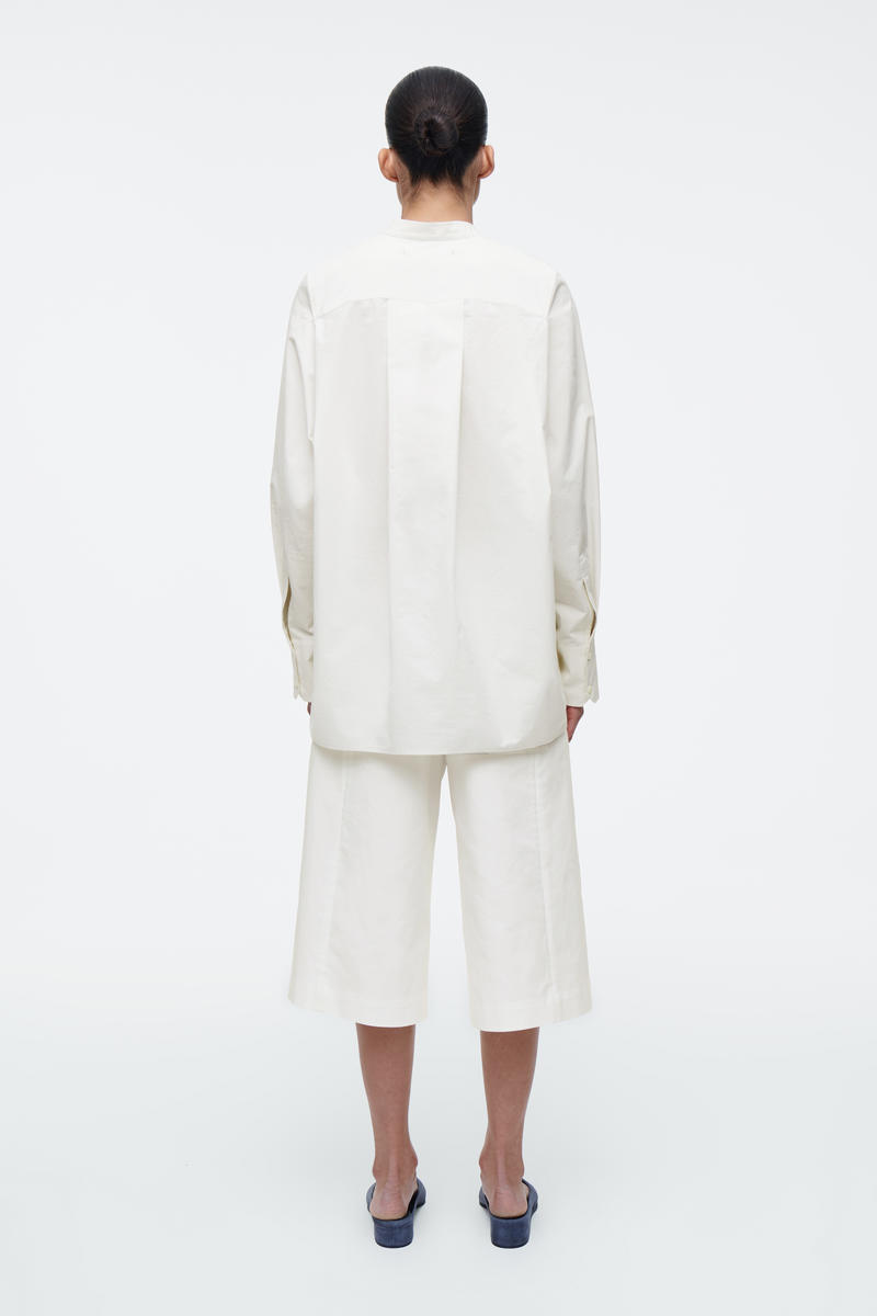 COS ノーカラーハーフプラケットシャツ
