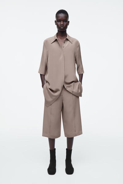 COS ロングラインシルクシャツ