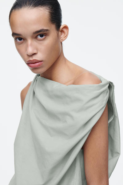 COS コットンシルクドレープトップ