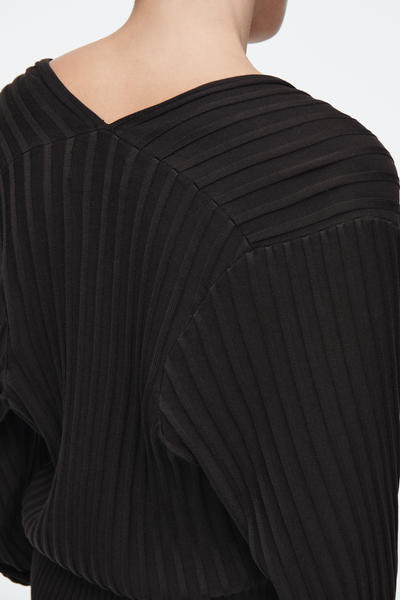 COS リブニットシルクカーディガン