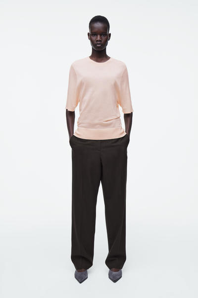 COS ファインカシミヤTシャツ