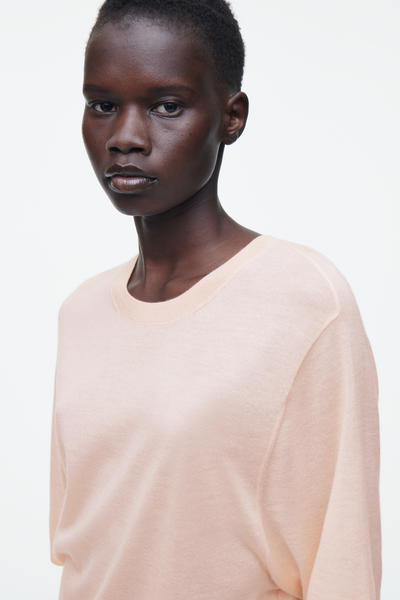 COS ファインカシミヤTシャツ