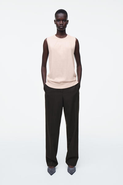 COS ファインカシミヤベスト