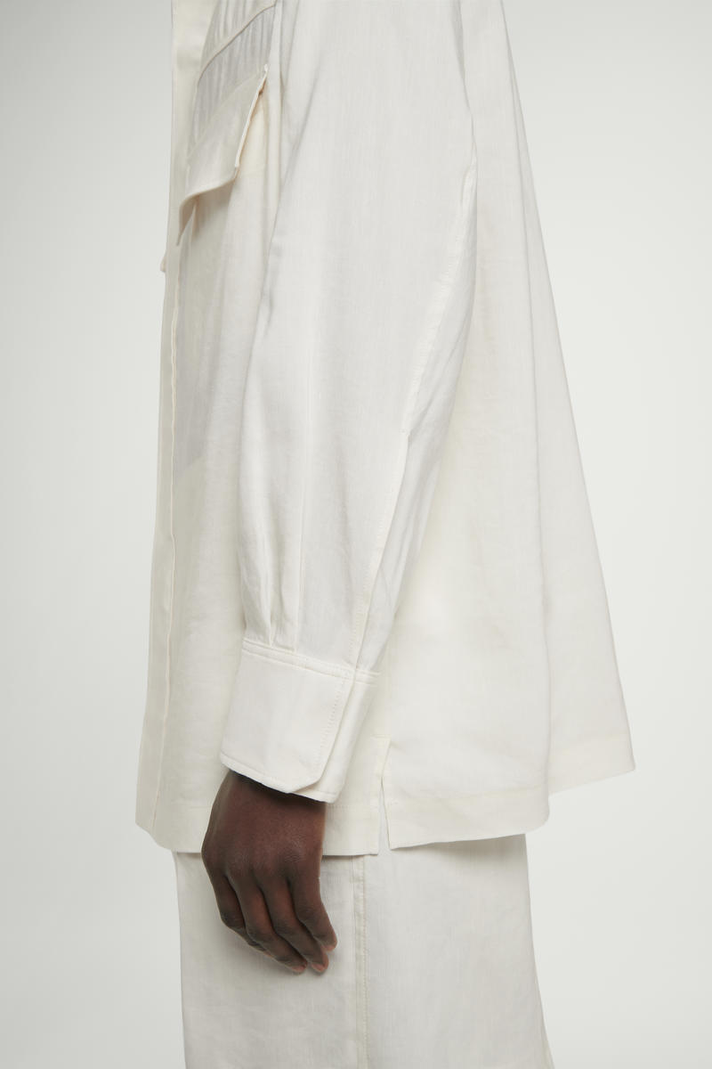 COS リネンブレンドユーティリティオーバーシャツ