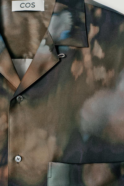 COS シルクリゾートシャツ
