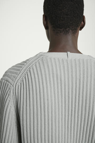 COS チャンキーVネックシルクコットンカーディガン