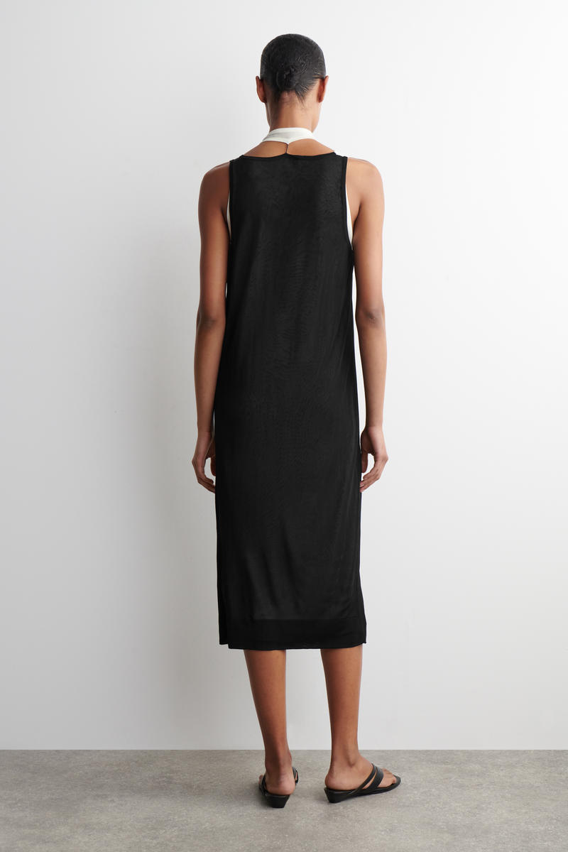 LAYERED KNITTED MIDI DRESS レイヤードニットミディワンピース