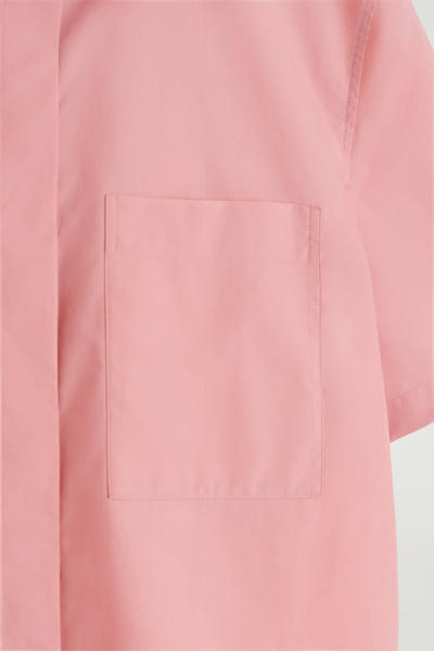 COS クロップド丈半袖コットンシャツ