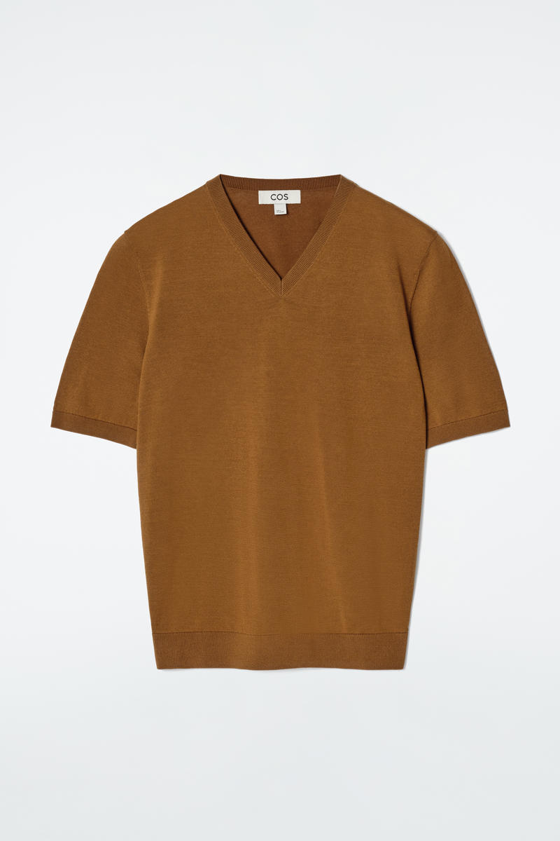 COS ニットコットンVネックTシャツ