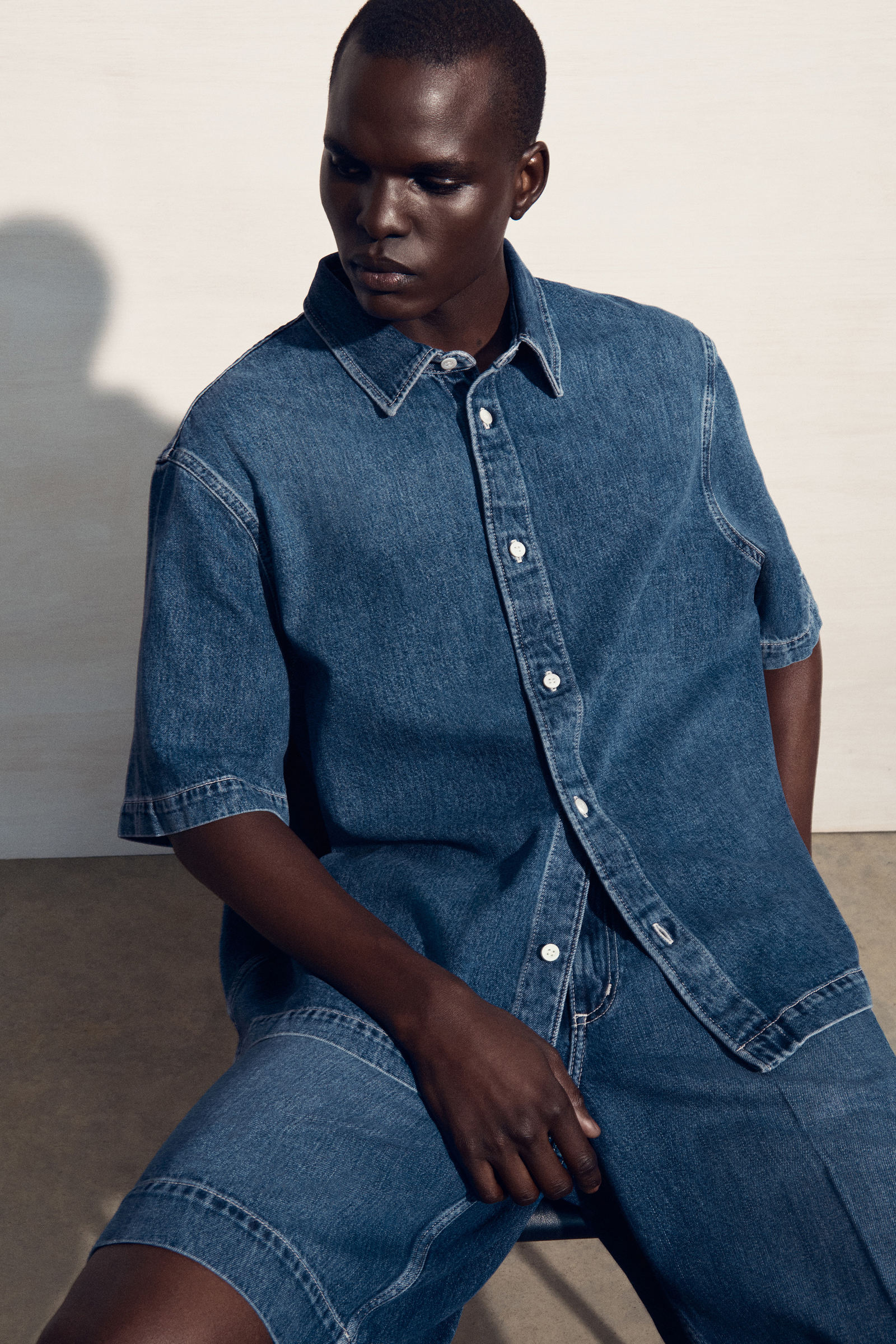 RELAXED LIGHTWEIGHT DENIM SHORTS リラックスライトウェイトデニム