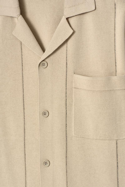 COS ポインテルニットコットンシャツ