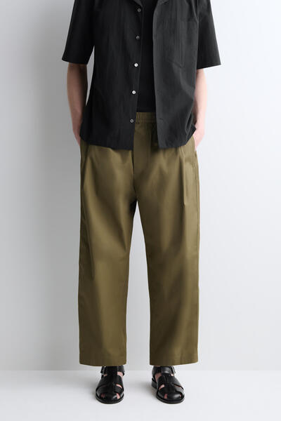 COS クロップドゴム入り ワイドレッグパンツ