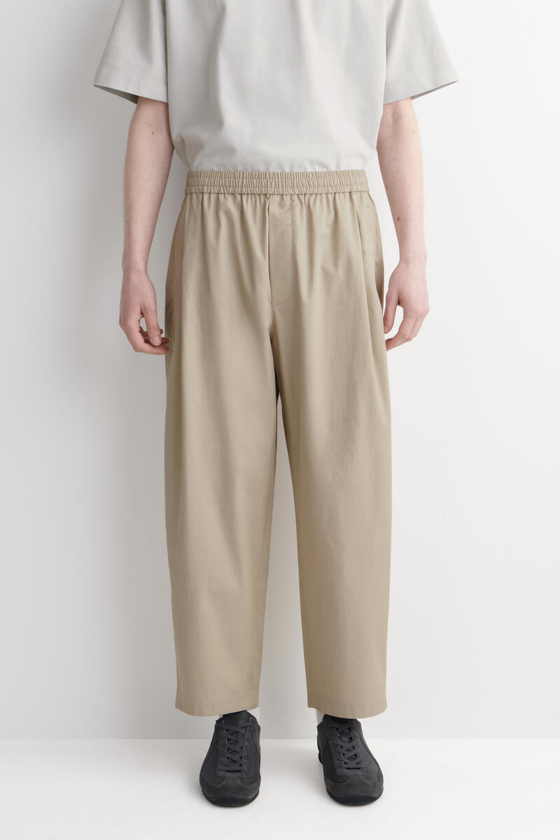 COS クロップドゴム入りワイドレッグパンツ