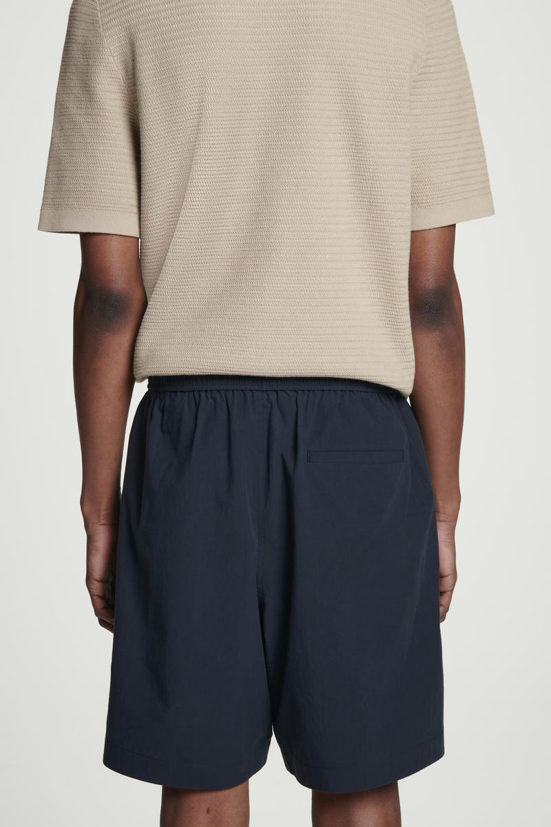 COS ピマコットン エラスティックショートパンツ