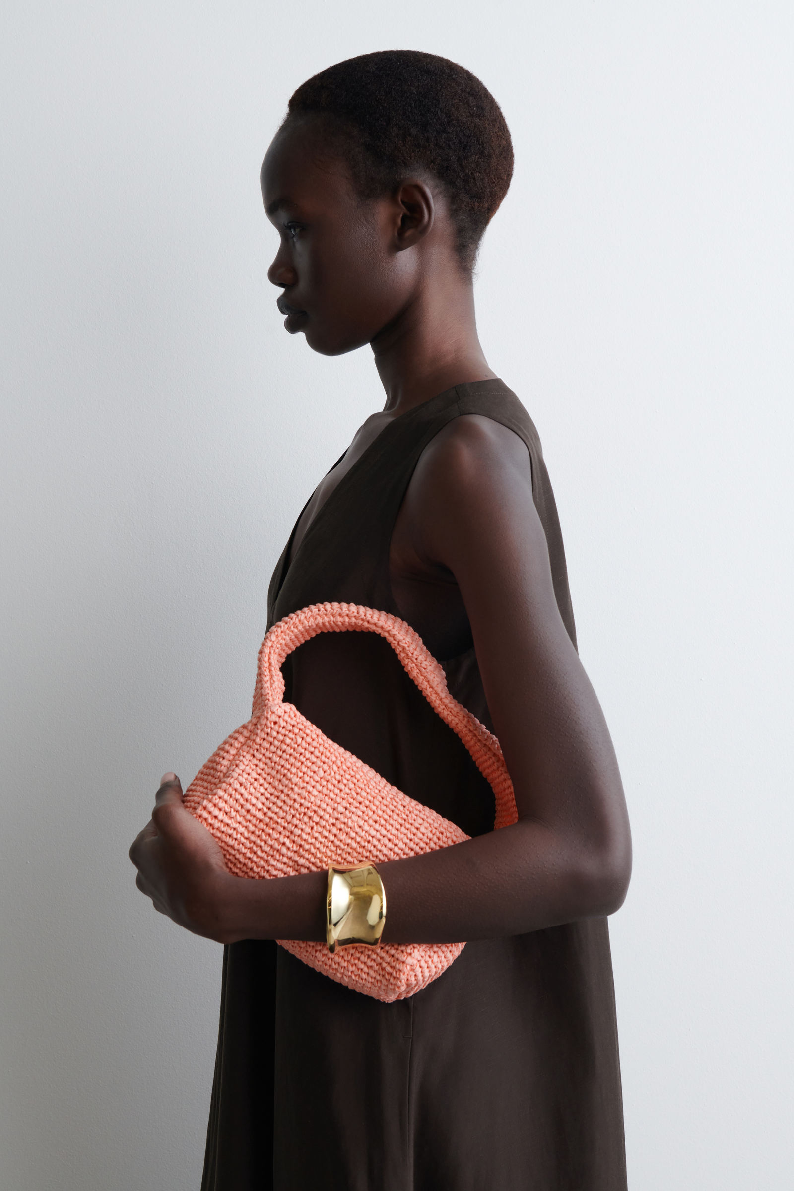 COS ラフィアクラッチバッグ ベージュ MINI RAFFIA SHOULDER BAG