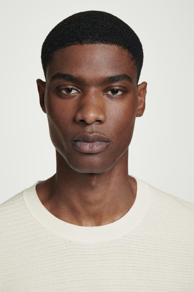 COS テクスチャーニットコットンTシャツ