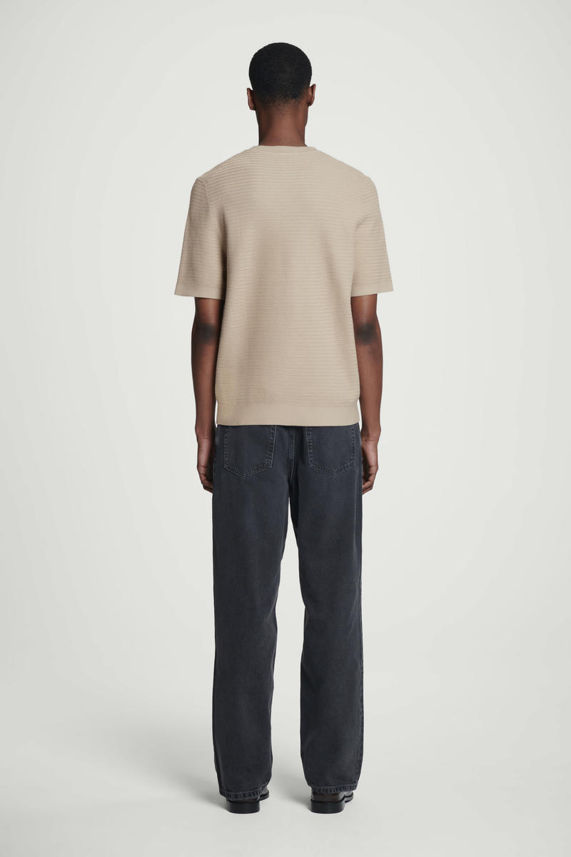 COS テクスチャーニットコットンTシャツ