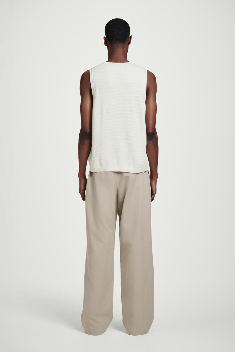 COS ニットコットンタンクトップ