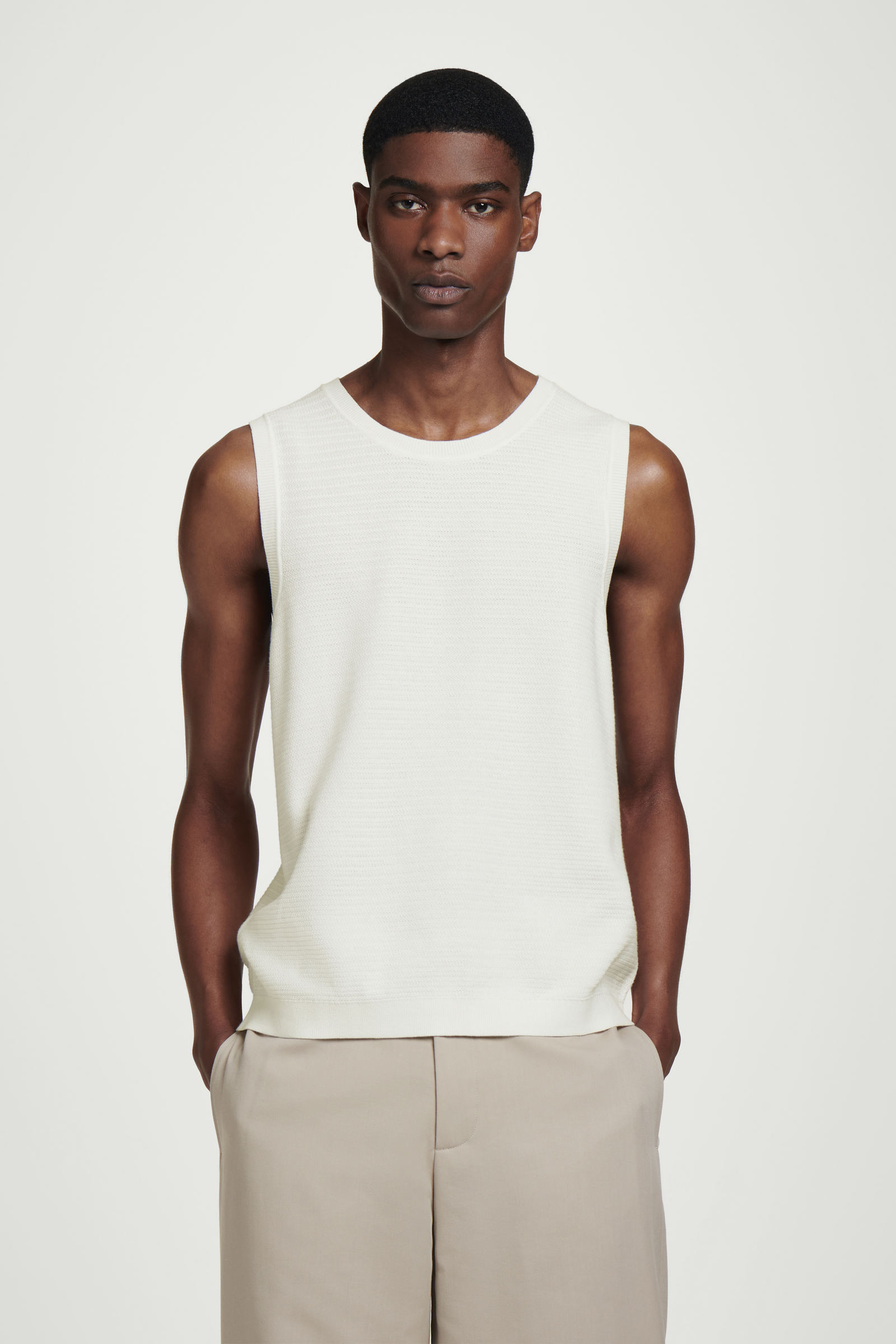 TEXTURED KNITTED COTTON TANK TOP ニットコットンタンクトップ オフ