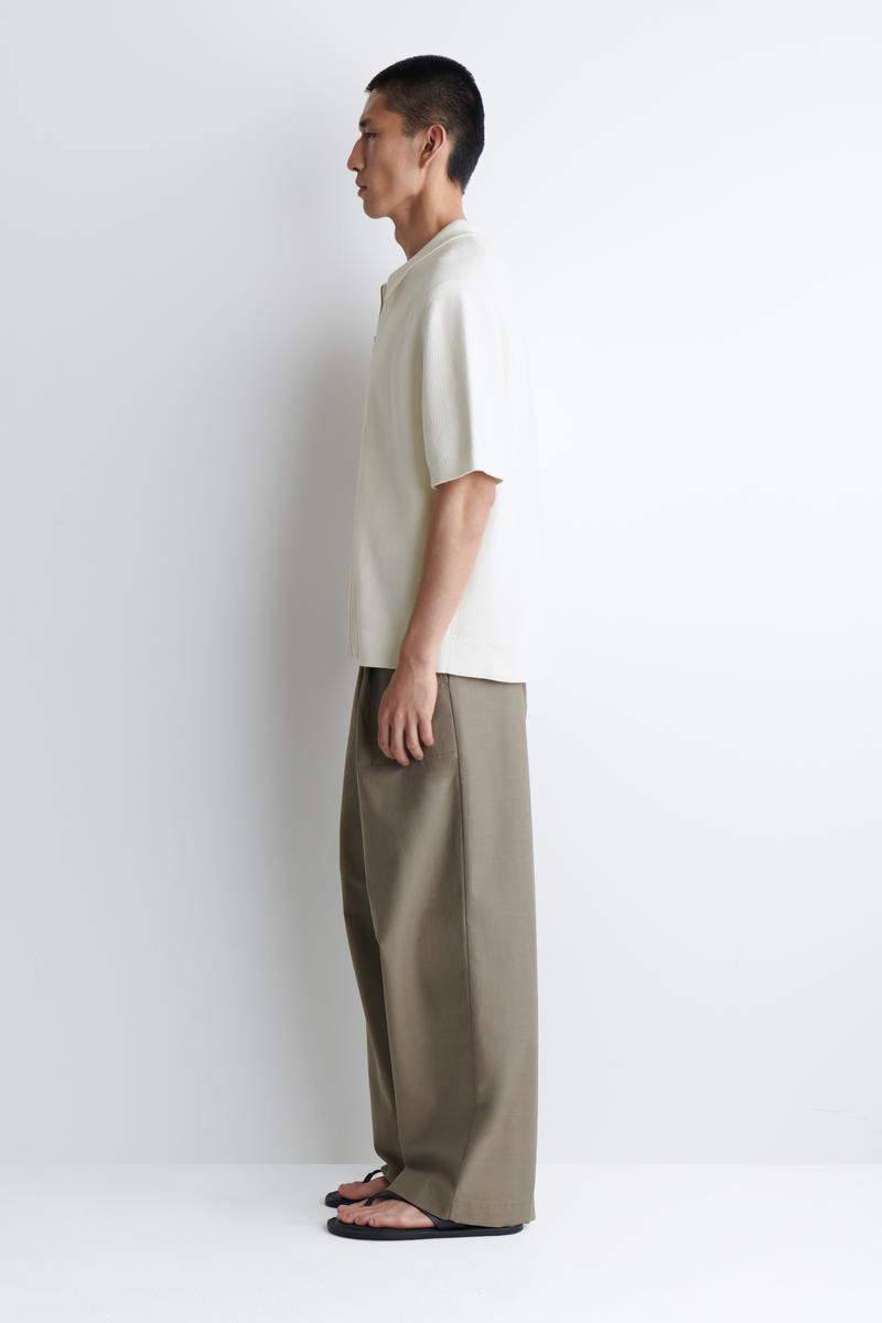 COS ワッフルニットコットンジップシャツ