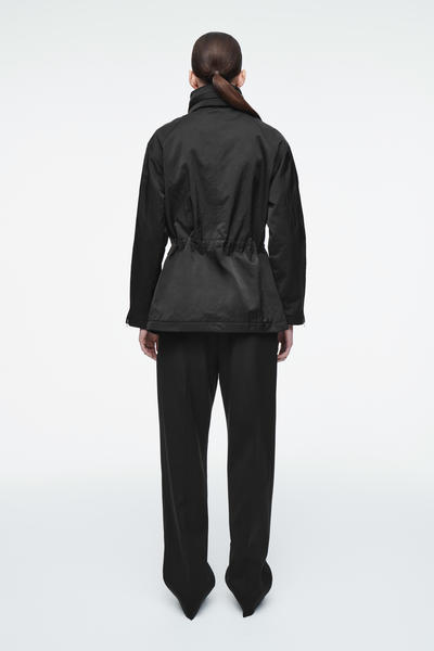 COS ウエストユーティリティジャケット