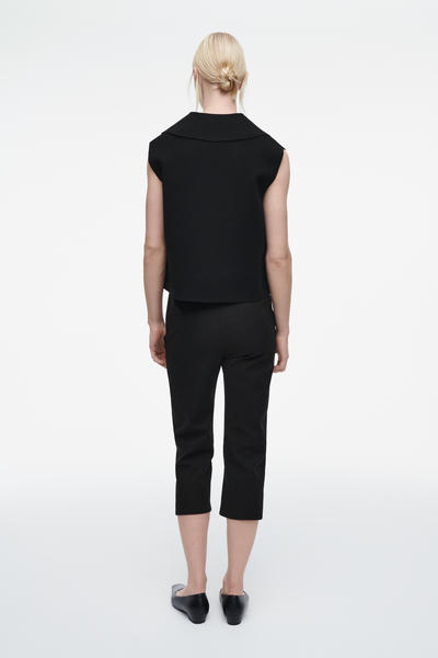 COS カラーニットベスト