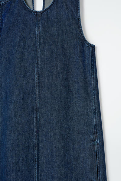 COS ノースリーブデニムミディドレス