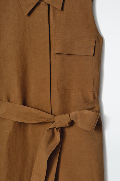 COS ノースリーブミディシャツワンピース