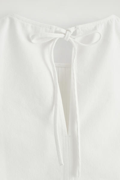 COS ノースリーブデニムトップ